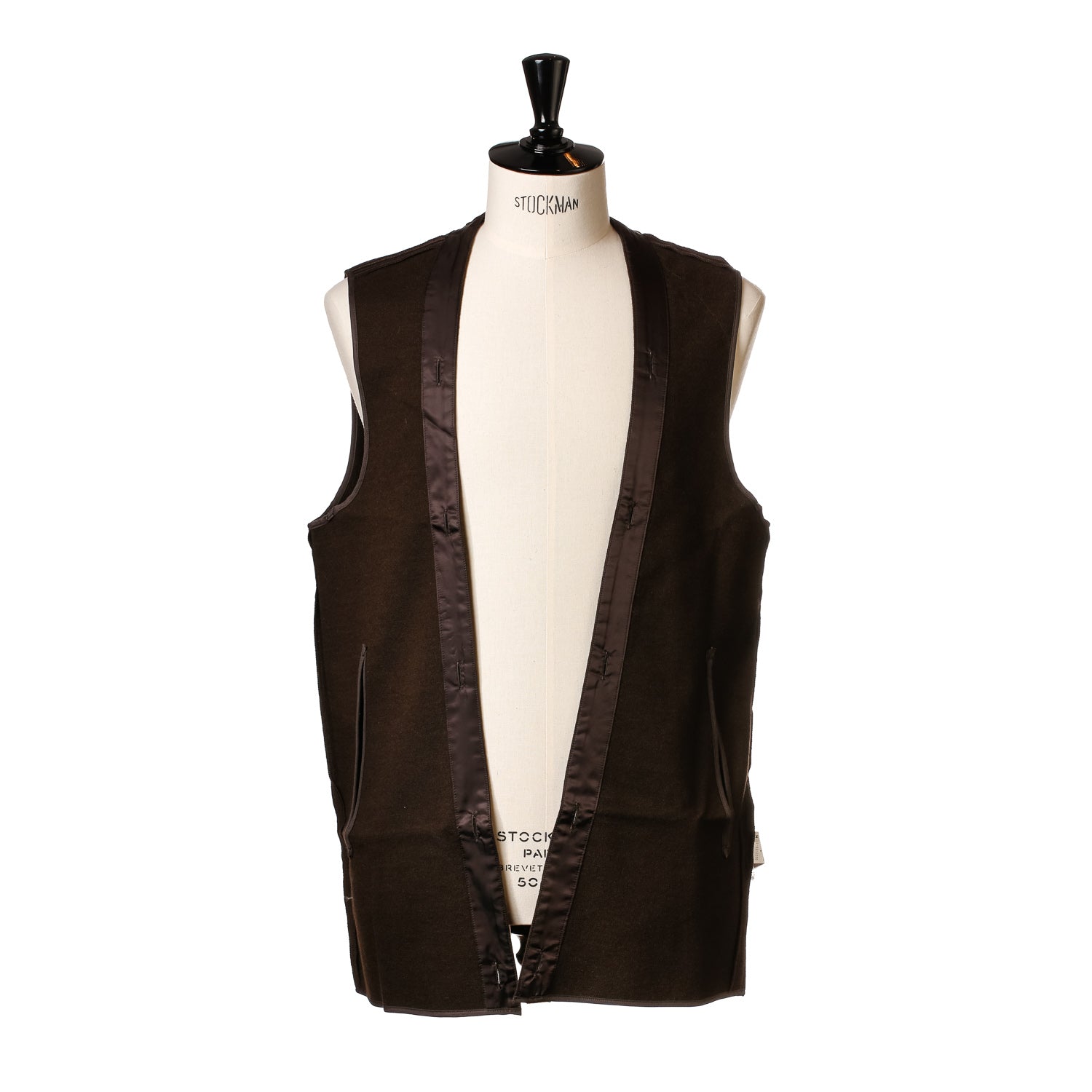 Luxury Knitwear & Outerwear